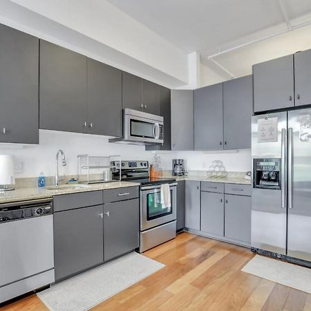 Lush Savannah Loft - Near Plant Riverside District المظهر الخارجي الصورة