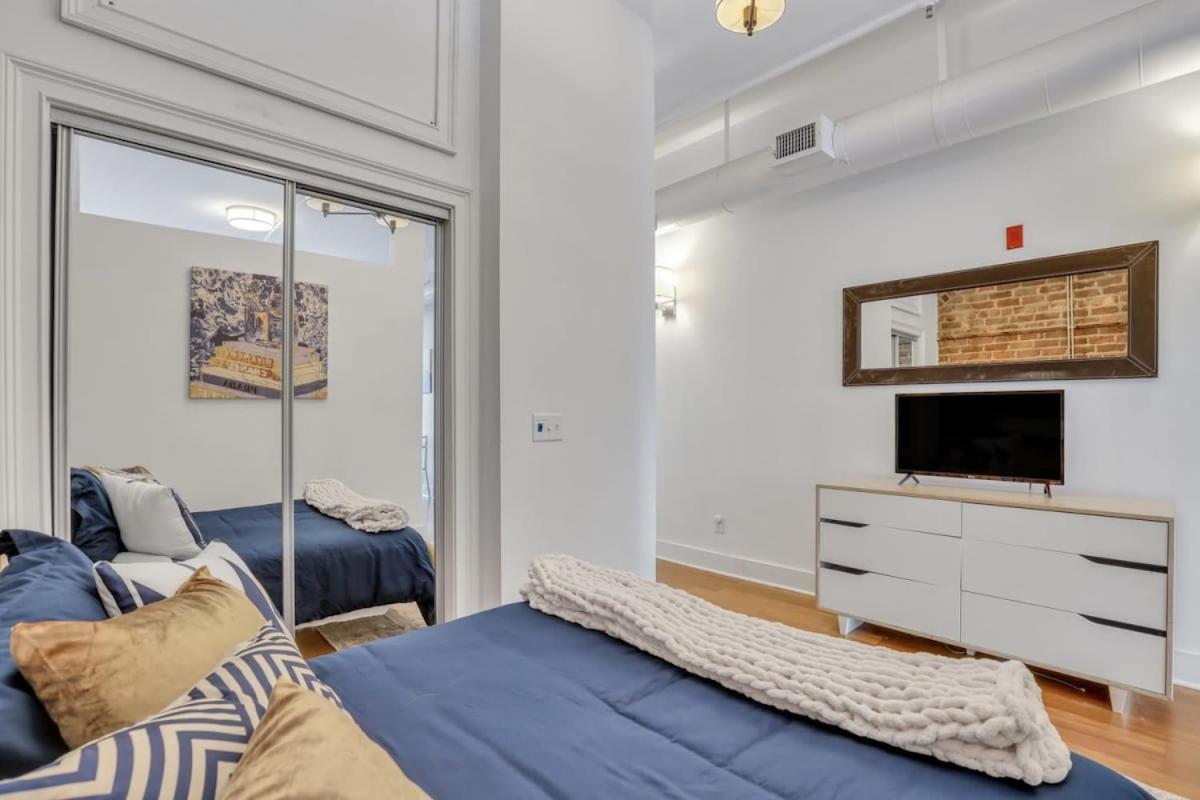 Lush Savannah Loft - Near Plant Riverside District المظهر الخارجي الصورة