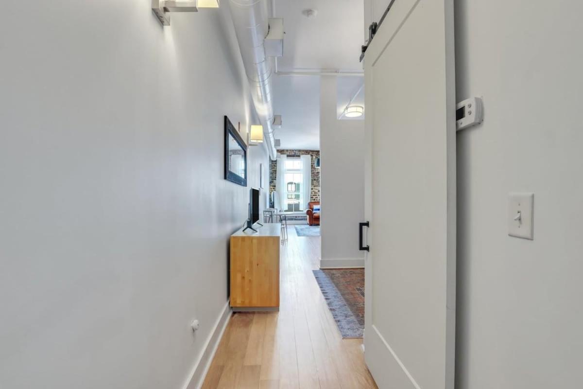 Lush Savannah Loft - Near Plant Riverside District المظهر الخارجي الصورة