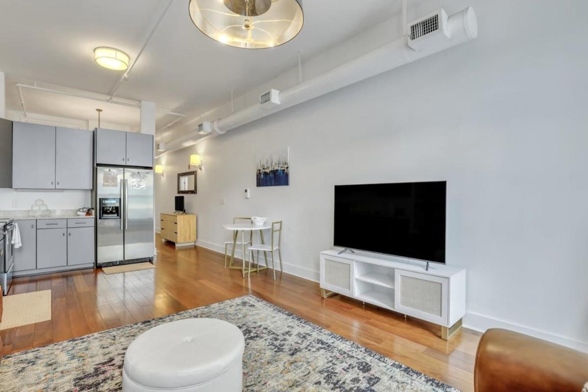 Lush Savannah Loft - Near Plant Riverside District المظهر الخارجي الصورة